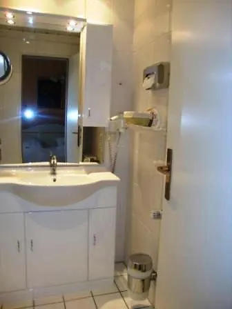 Hotel Haus Mooren, Garni Dusseldorf