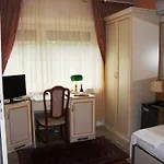 Haus Mooren, Garni 4* Düsseldorf