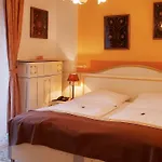 Haus Mooren, Garni Hotel Düsseldorf