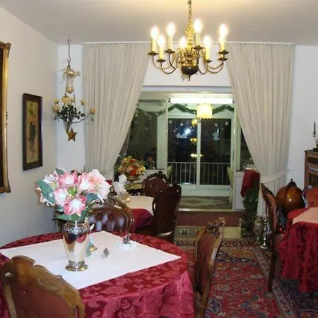 Hotel Haus Mooren, Garni 4*