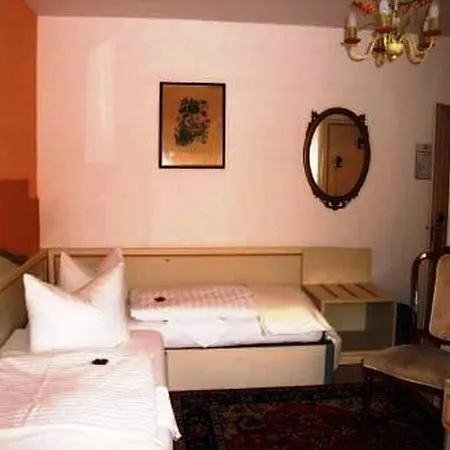 Отель Haus Mooren, Garni 4*