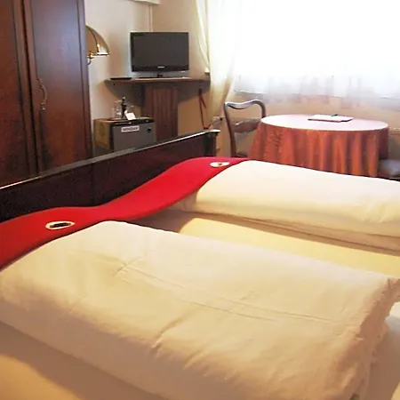 Haus Mooren, Garni Otel Düsseldorf