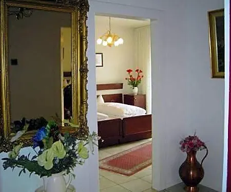 Hotell Haus Mooren, Garni