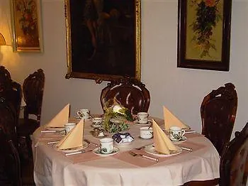 Haus Mooren, Garni Hotel Düsseldorf